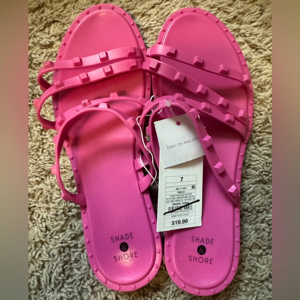NWT shade & shore pink sandals